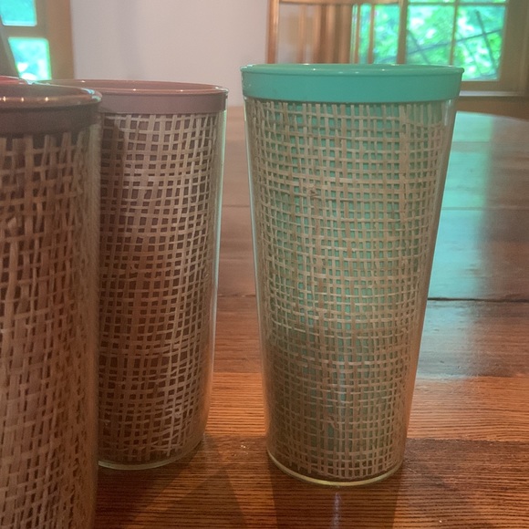 Set of 9 Vintage Melmac Raffia picnicware — assorted tumblers and cups - Picture 7 of 7